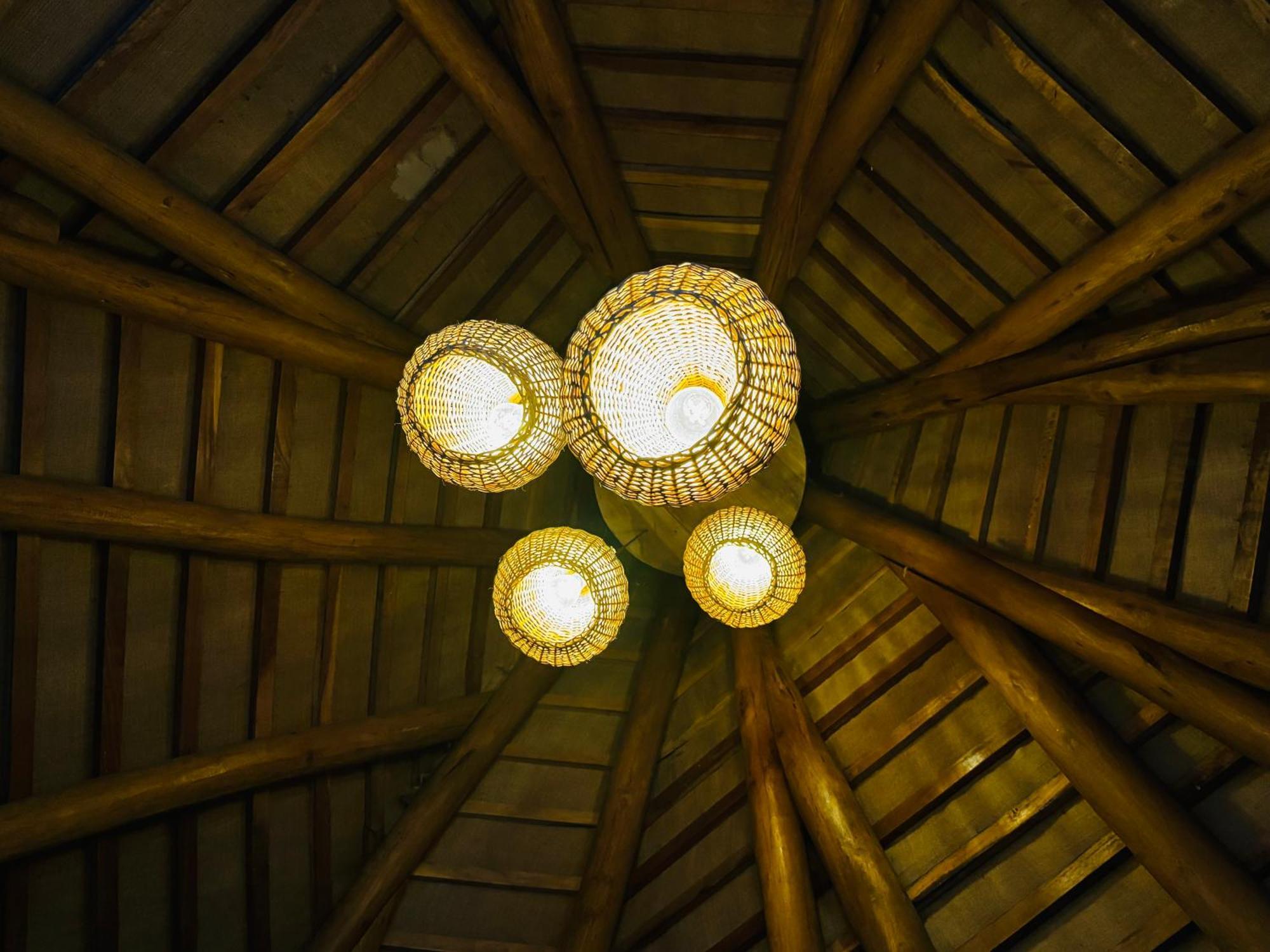 Turtle Wood Cabin Tangalle Exteriör bild